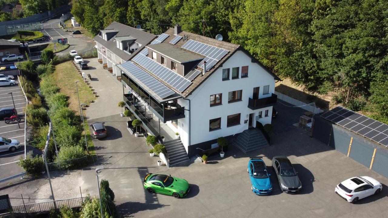 Hotel An Der Nordschleife Adenau Exterior photo