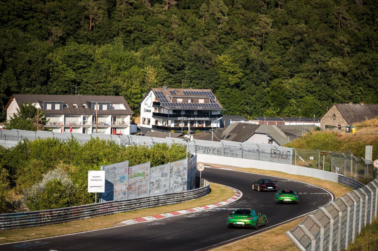 Hotel An Der Nordschleife Adenau Exterior photo