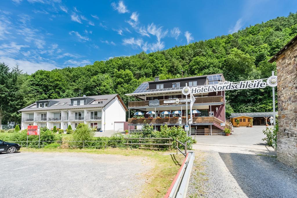Hotel An Der Nordschleife Adenau Exterior photo